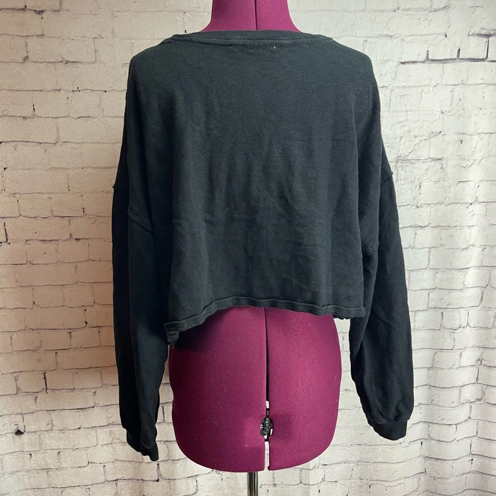 FP beach size large black cropped cotton sweatshirt - Picture 3 of 5